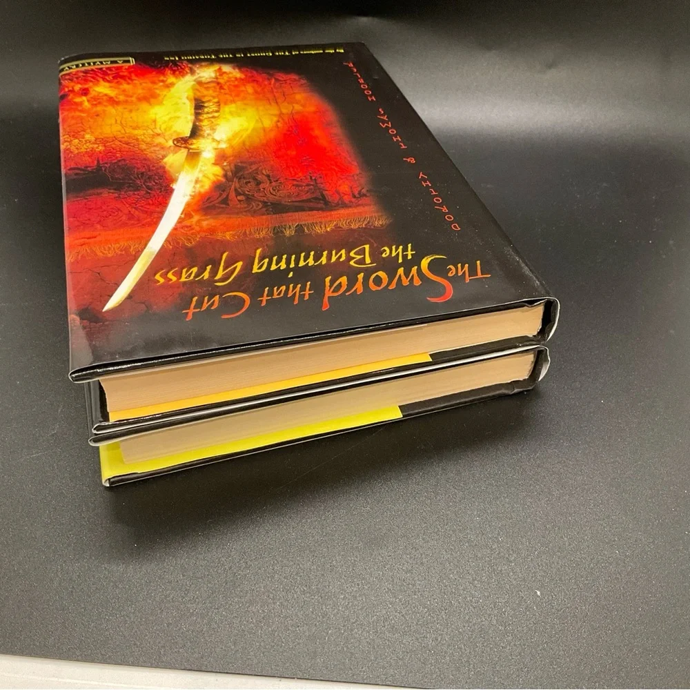 2 Book Lot The Samurai Mysteries by Dorothy & Thomas Hoobler new hardcovers